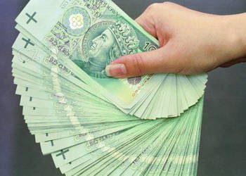 POT�EBUJE� P�J�KU?