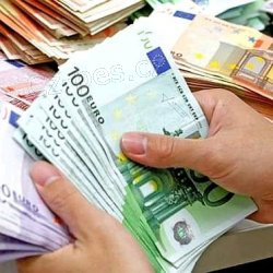 Nal�hav� p�j�ka je nyn� k dispozici Kontaktujte n�s 