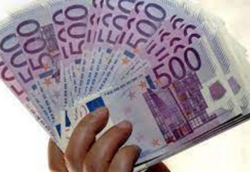  NACH�Z�TE SE VE �PATN� FINAN�N� SITUACI? MَEME POMOCI!