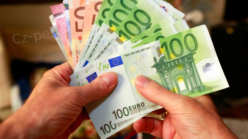 seri�zn� nab�dka p�j�ky na v�no�n� ve��rek 