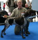 Prod�m vrh NKO po lovecky a sout�n� veden�ch �pi�kov�ch rodi��ch